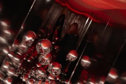 Kentucky forswear concept met zilveren ballonnen bij entree