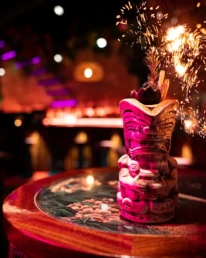 Rumclub utrecht tropische cocktail met vuur